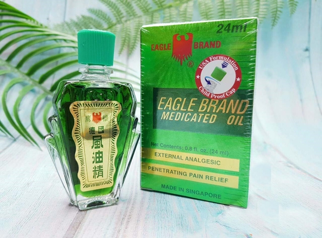 Khử m&ugrave;i h&ocirc;i nh&agrave; vệ sinh bằng dầu gi&oacute;