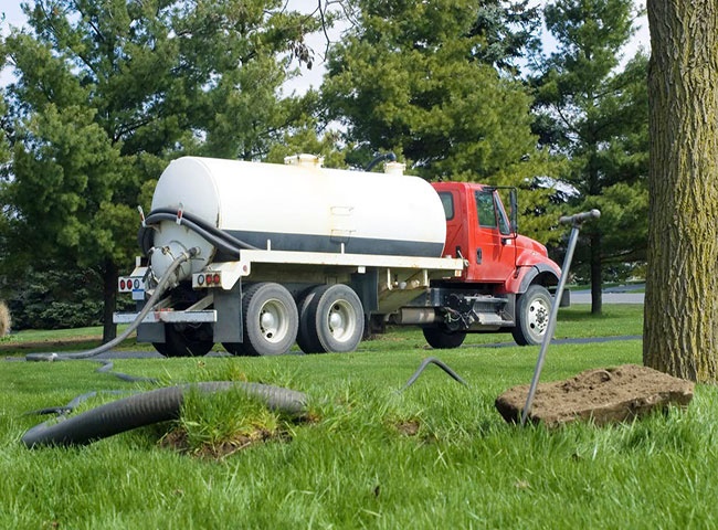 Đơn vị r&uacute;t hầm cầu phường 14 quận 4 gi&aacute; rẻ chất lượng