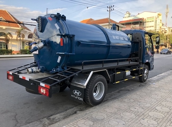 Dịch vụ r&uacute;t hầm cầu Phường 4 Quận 4 uy t&iacute;n