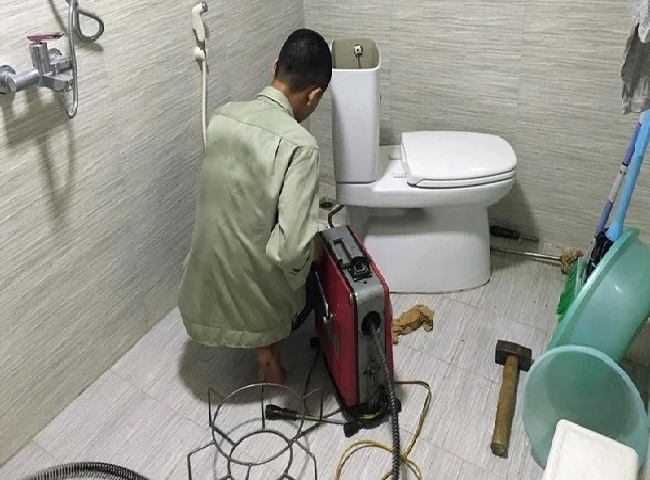 Dịch vụ thông tắc bồn cầu quận 4 uy tín, chất lượng