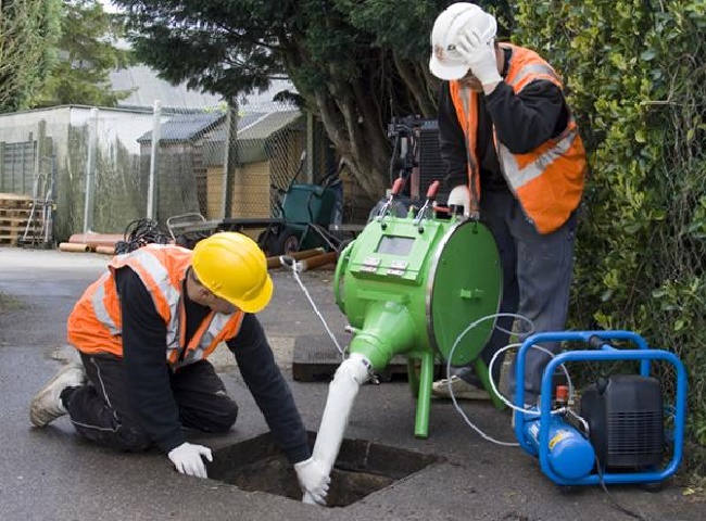 Thợ tay nghề cao tại thông cống nghẹt quận 4 Đức Bảo